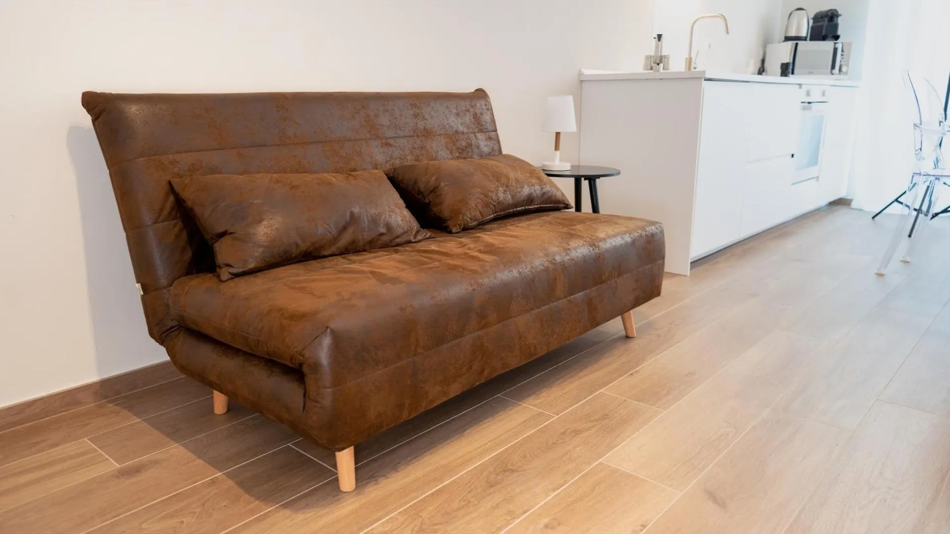 Amendola - Elegant Suite Apartment Bari Italy