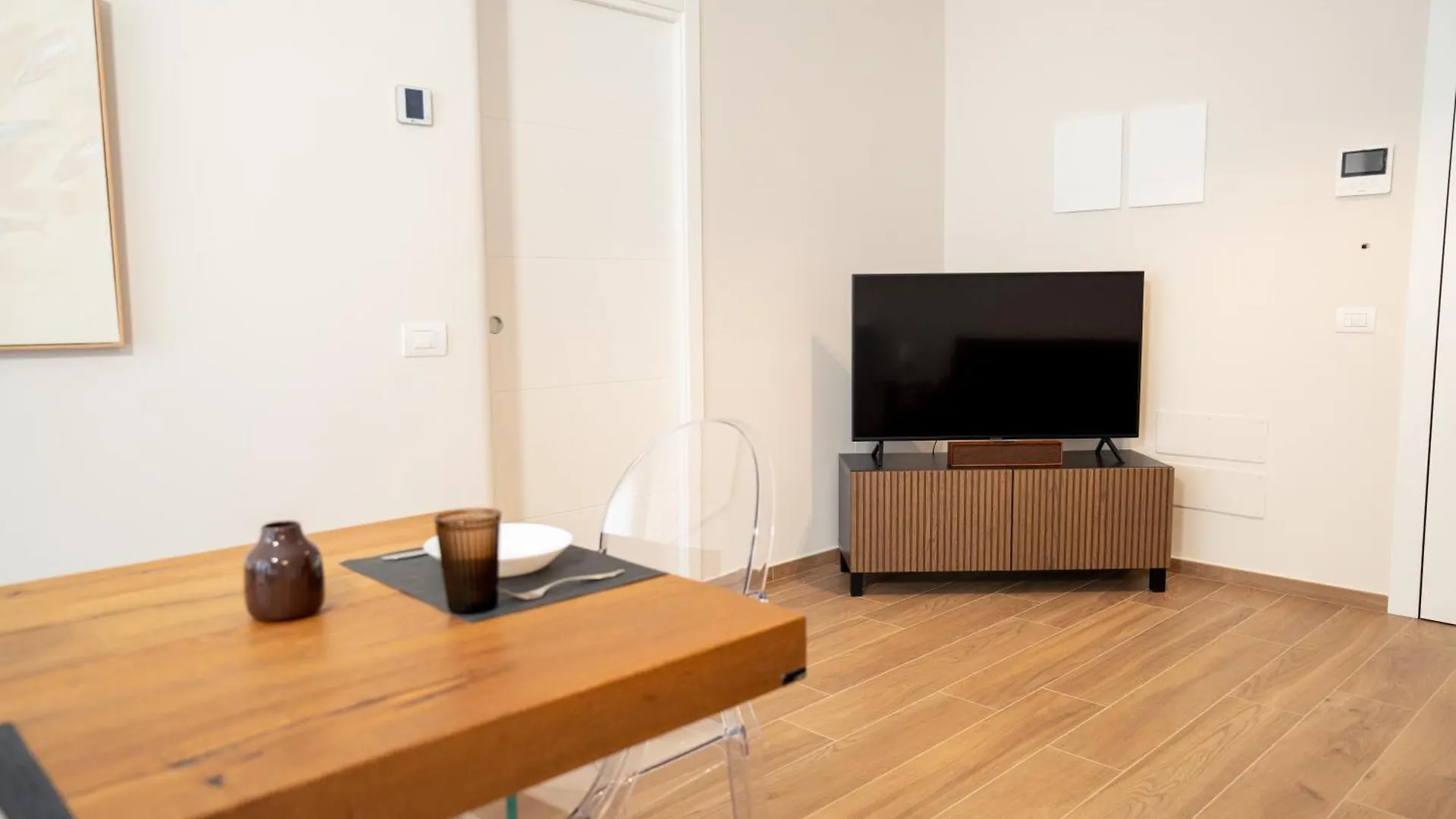 Amendola - Elegant Suite Apartment Bari
