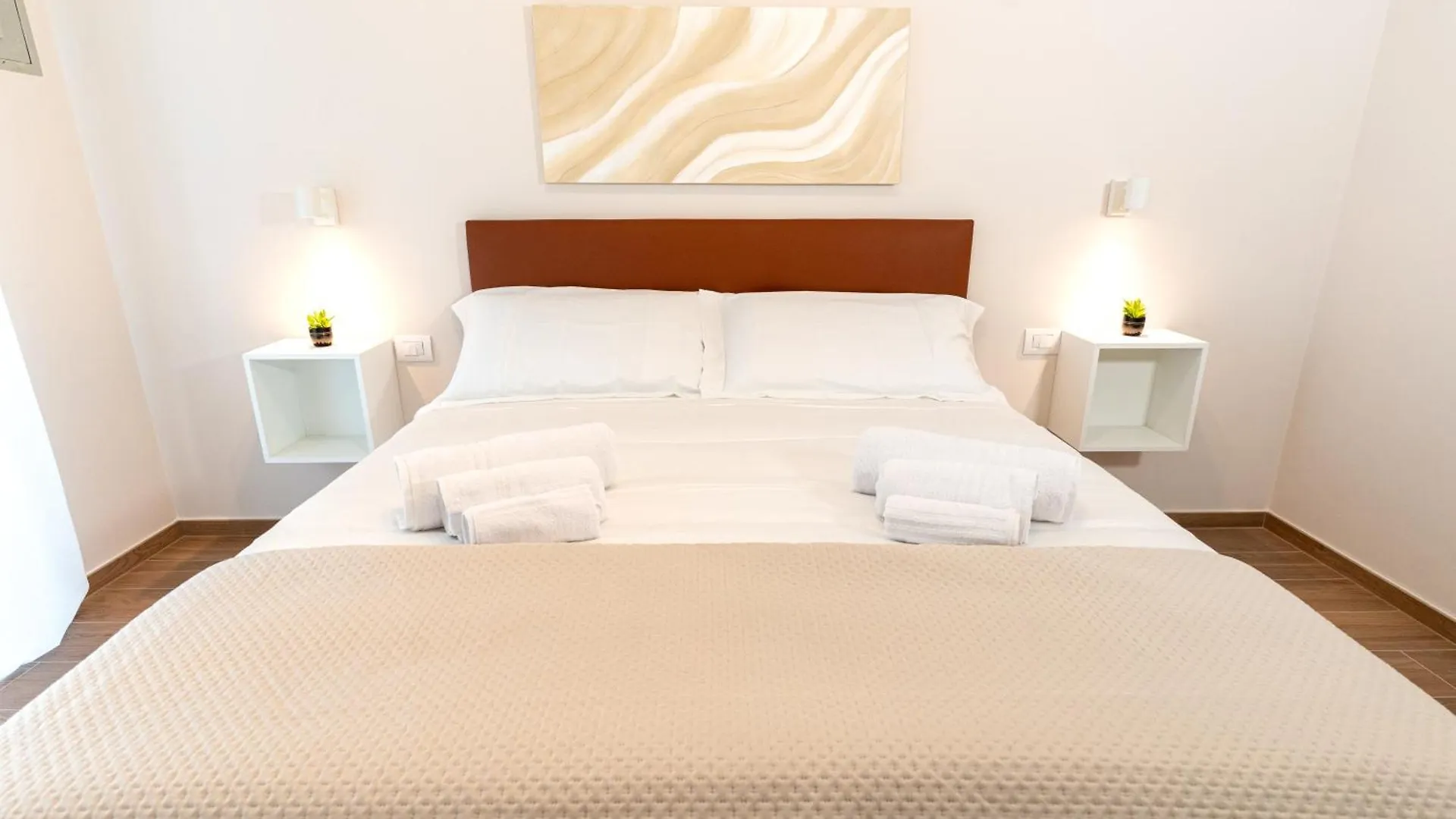 Amendola - Elegant Suite Apartment Bari