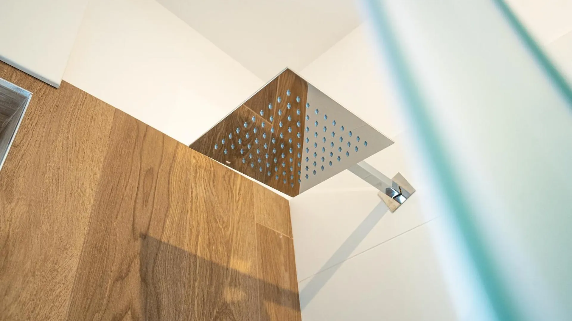 Amendola - Elegant Suite Apartment Bari