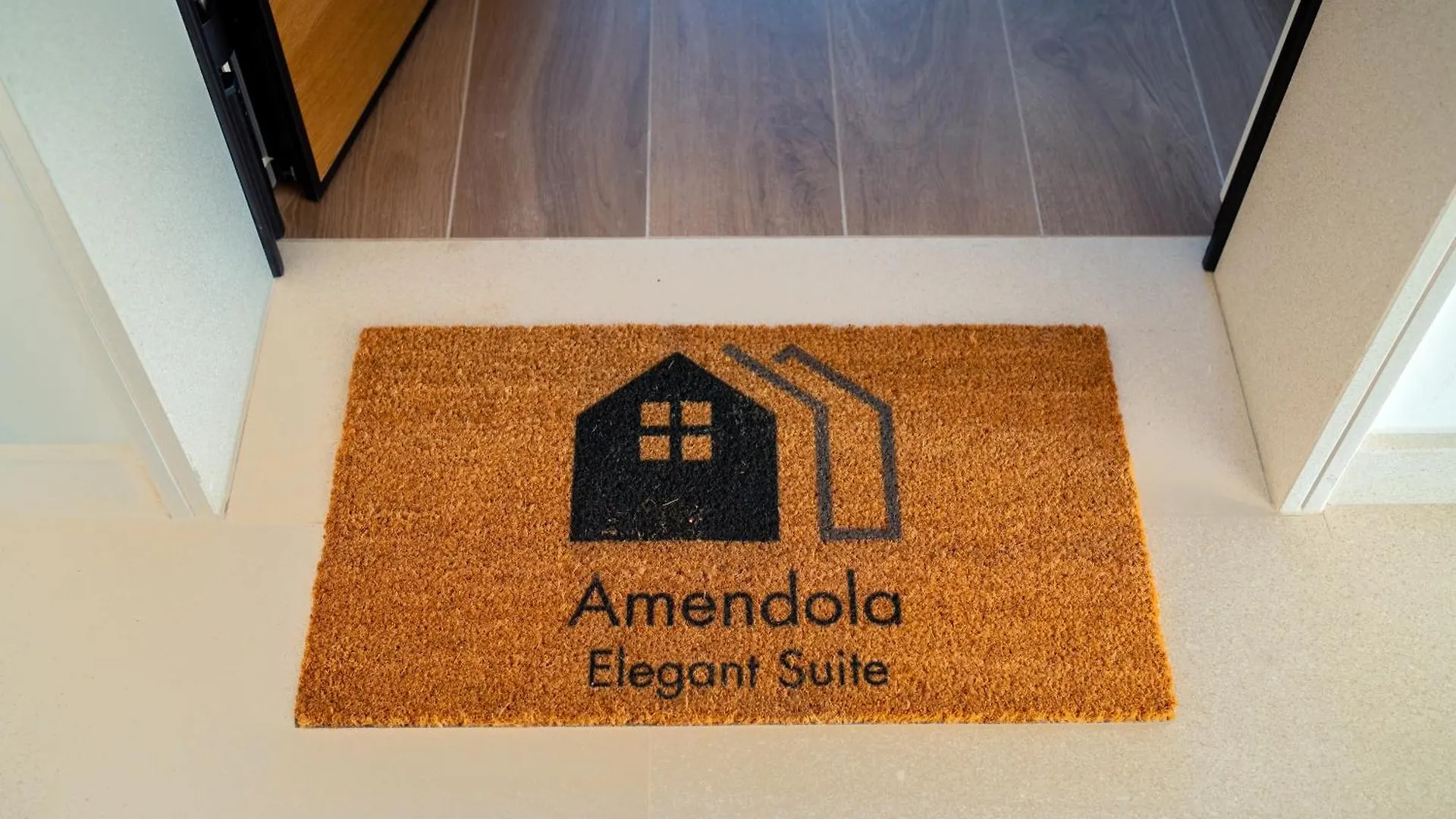 Amendola - Elegant Suite Apartment Bari